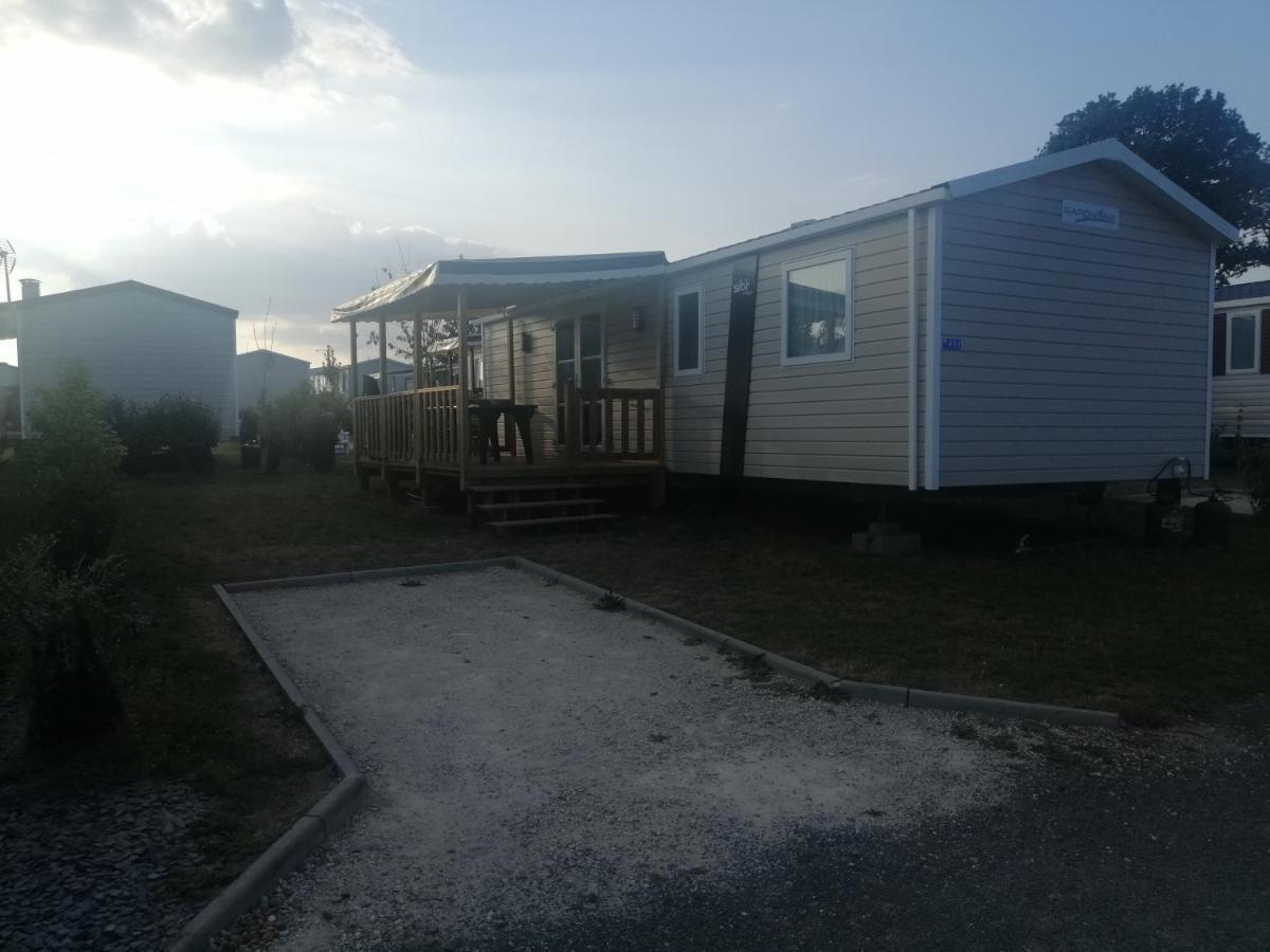 Mhvacances Louent Plusieurs Mobilhomes Dans Camping 4 Etoiles Proche Chateaux Et Zoo Beauval Onzain Exterior photo