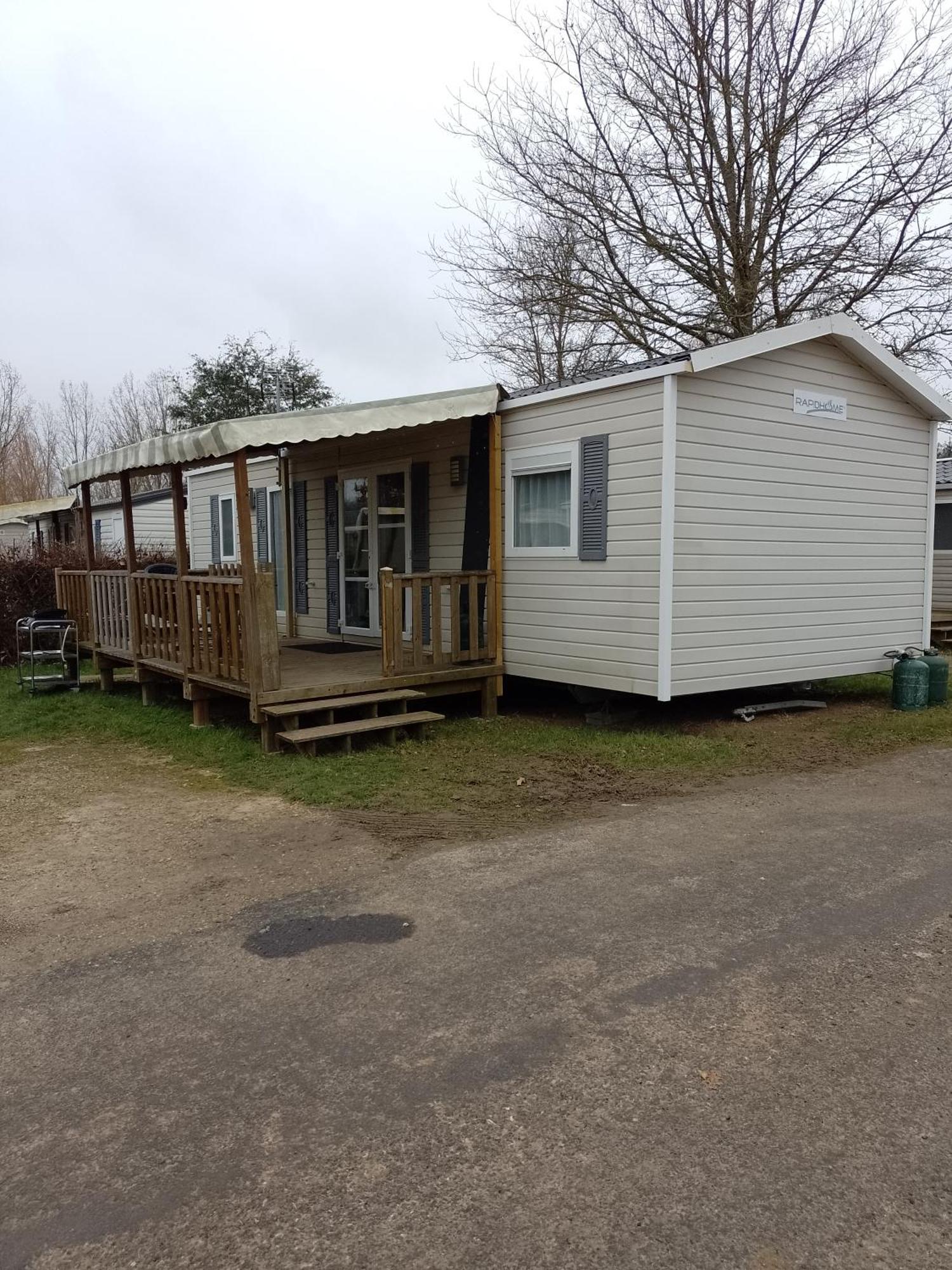 Mhvacances Louent Plusieurs Mobilhomes Dans Camping 4 Etoiles Proche Chateaux Et Zoo Beauval Onzain Exterior photo